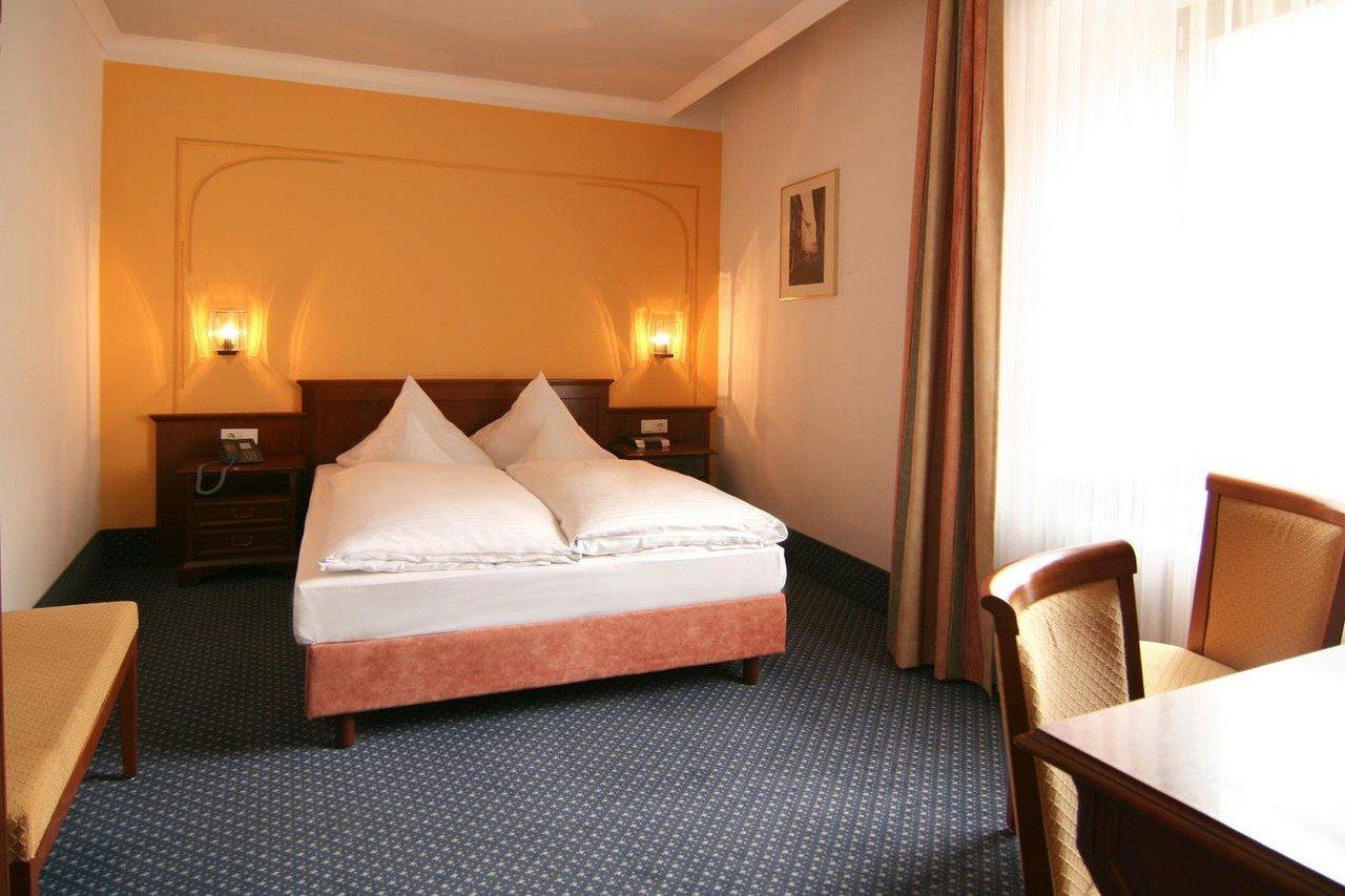 Altstadthotel Arch Regensburg Eksteriør bilde